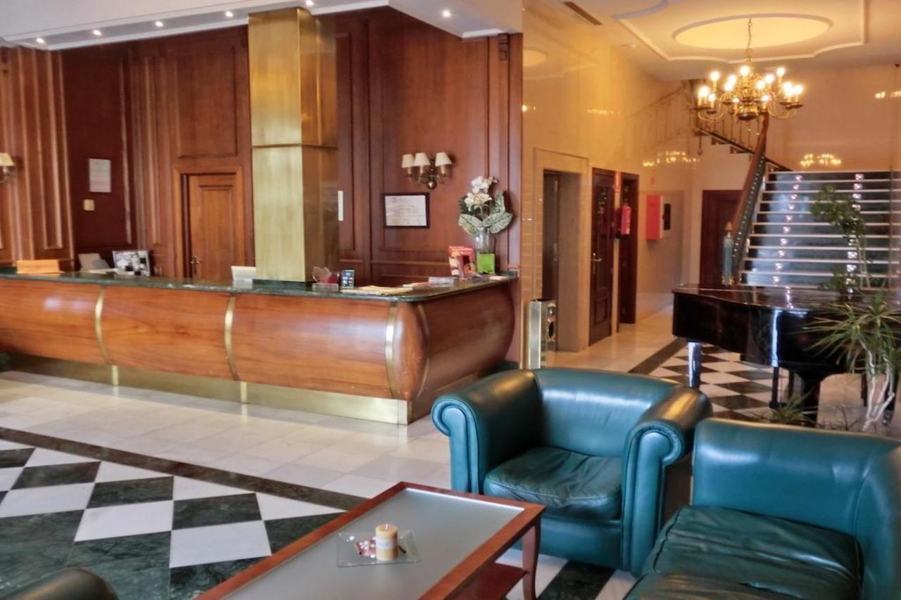 Hotel Lozano Antequera Zewnętrze zdjęcie