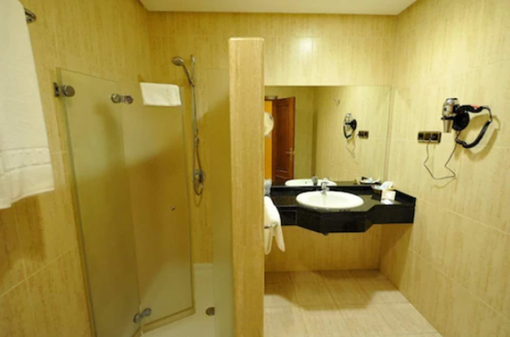 Hotel Lozano Antequera Zewnętrze zdjęcie