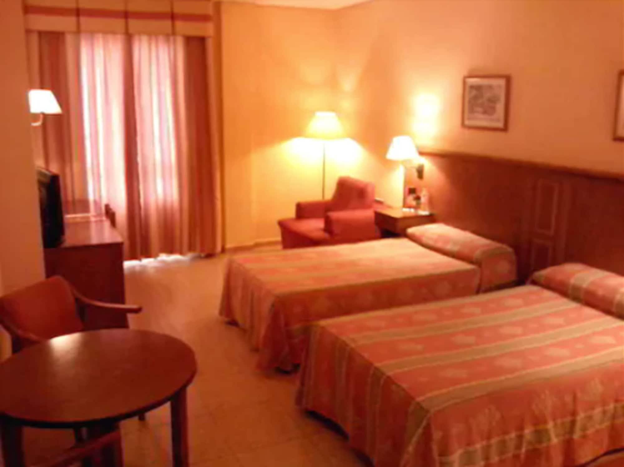 Hotel Lozano Antequera Zewnętrze zdjęcie