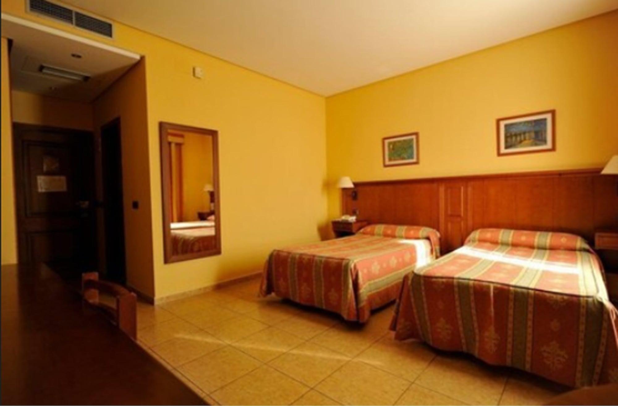 Hotel Lozano Antequera Zewnętrze zdjęcie