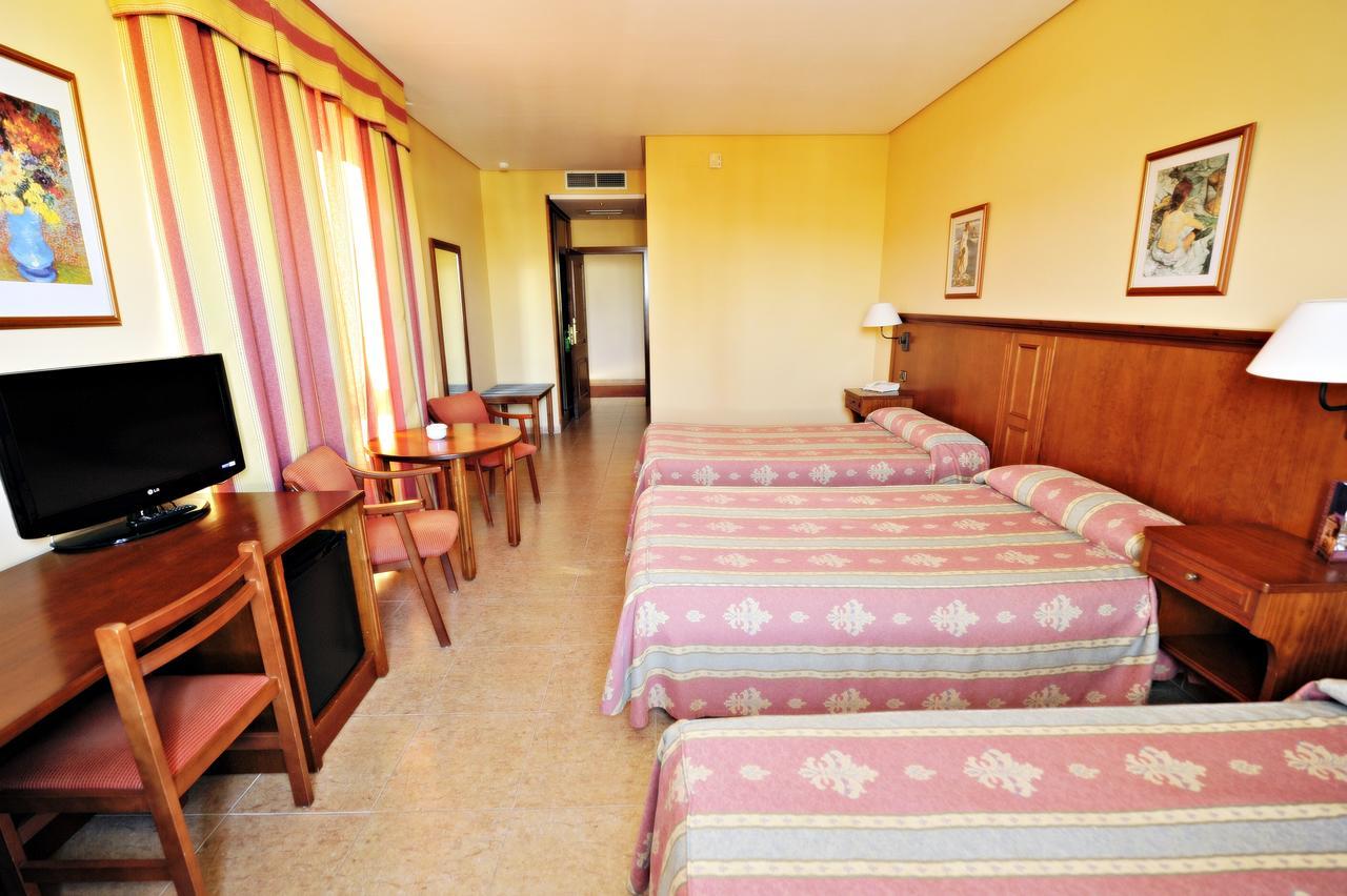 Hotel Lozano Antequera Zewnętrze zdjęcie